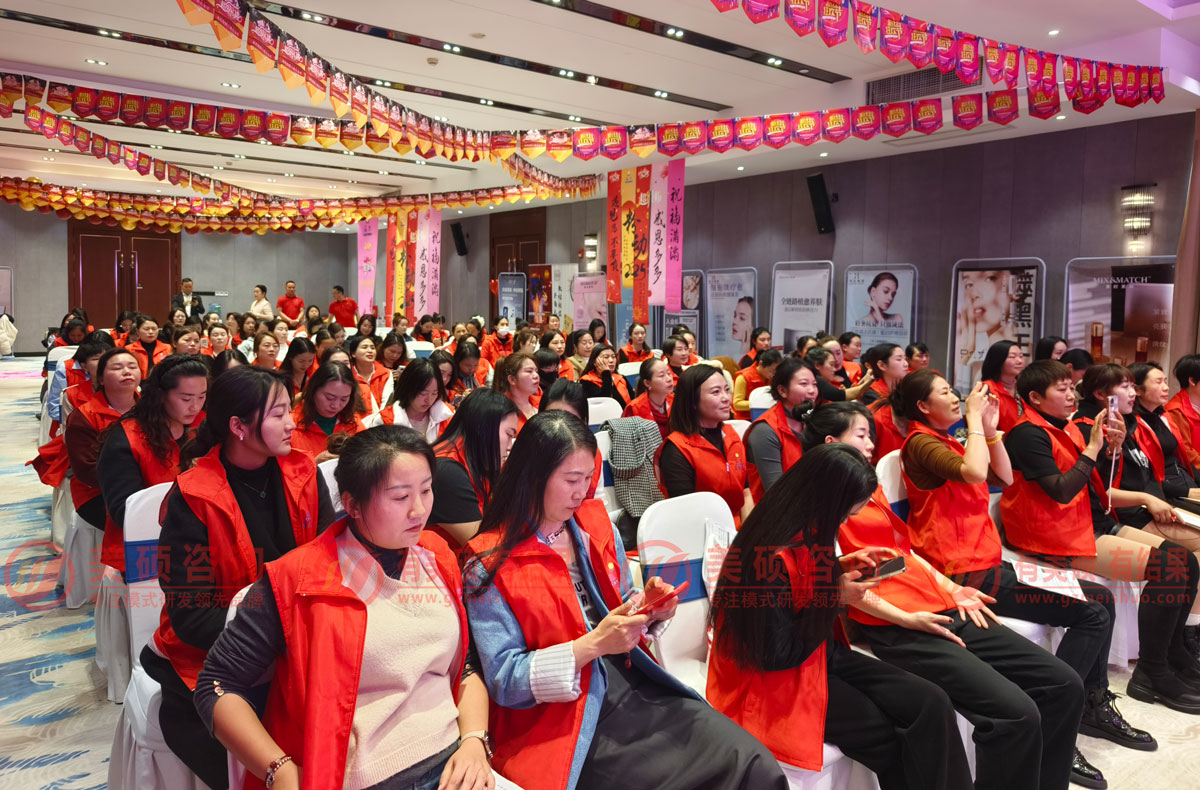 <span>昆明-超級粉-快銷會</span>